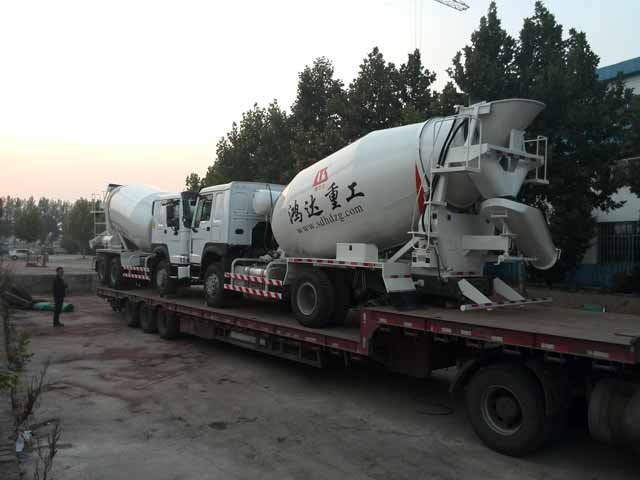 Load to Tajikistan,2 sets 9m³ Concrete Mixer Truck