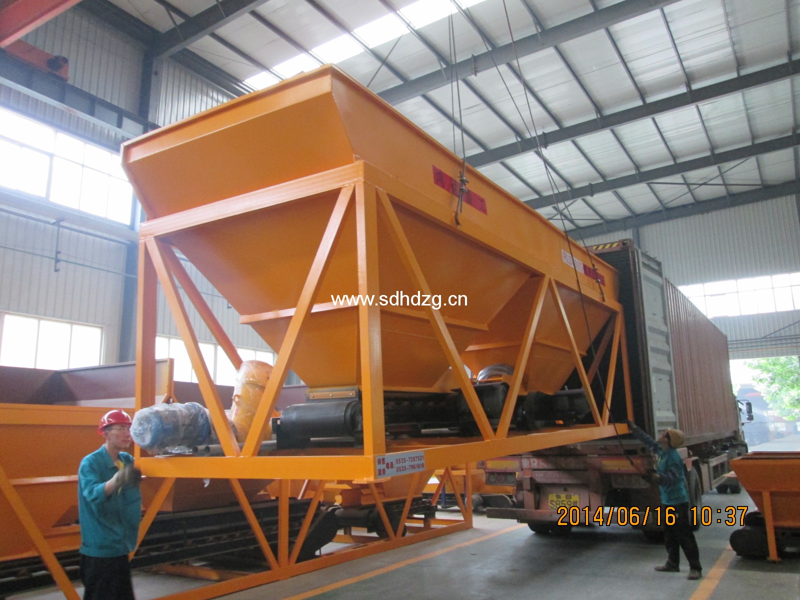 Exported to Maldives,1 SET Hzs30 Concrete Mixing Plant 